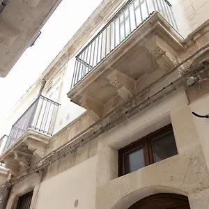  Appartamento Le Grazie Romantic House By Dimore Trinacria